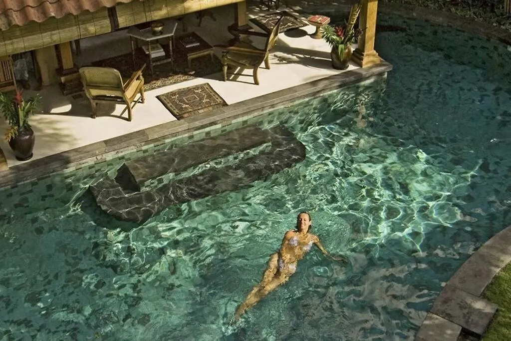 Villa Oost Indies Fully Staffed Luxury Villa, Walk To The Beach Experience True Balinese Style With All Modern Luxuries Seminyak